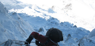 Su per le cascate di ghiaccio, l’ultima frontiera dello sport estremo scalata alpinismo Monte Bianco