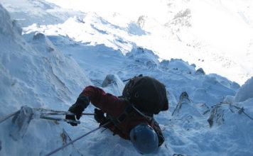 Su per le cascate di ghiaccio, l’ultima frontiera dello sport estremo scalata alpinismo Monte Bianco